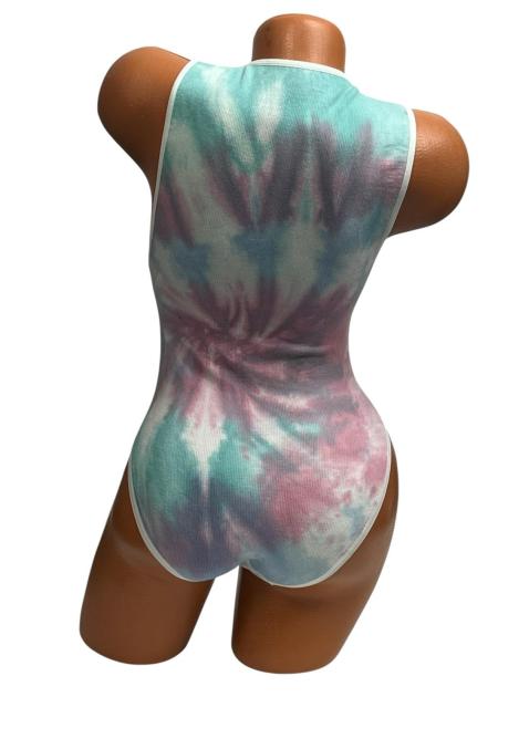 Body Dama cu Bretea Lata si Chilot Clasic ,Culoare Imprimeu tie-dye (efect de vopsire) ,Engros